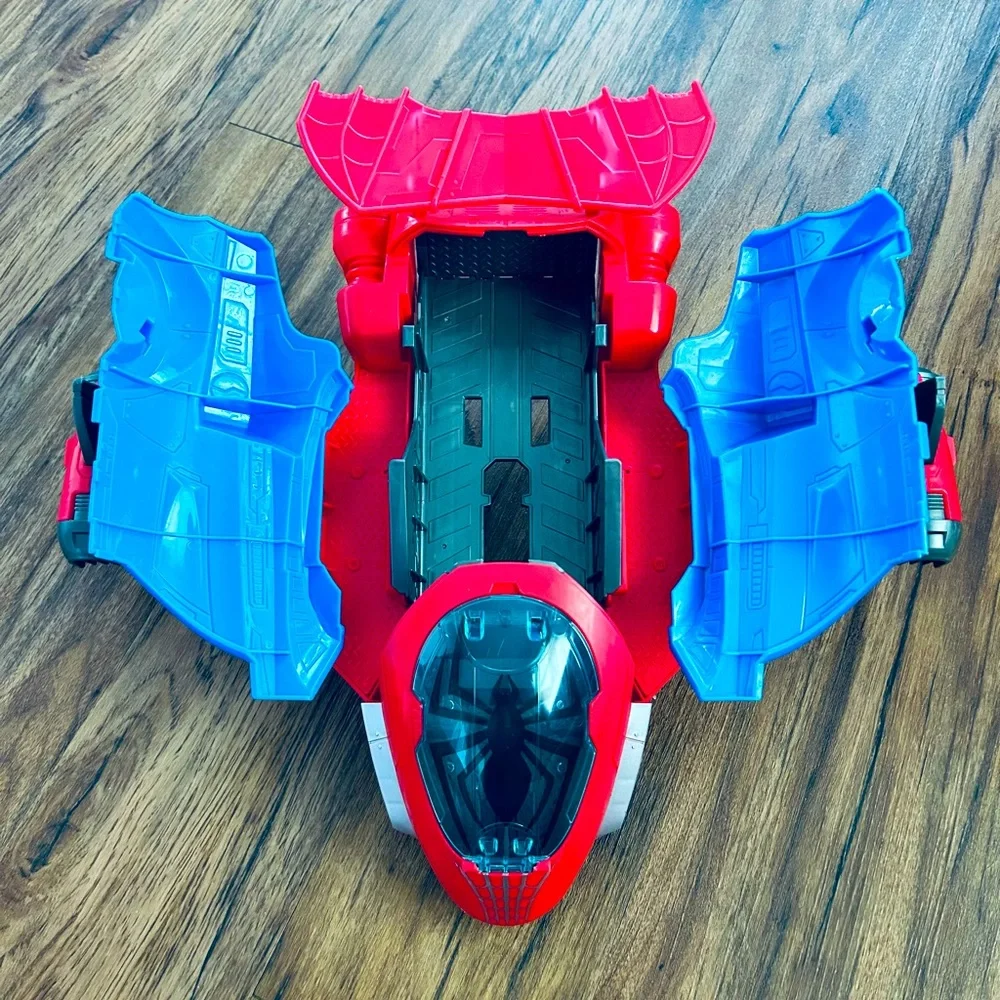 Playskool Heroes Marvel Super Hero Adventures Spider-Man Jetquarters - Picture 3 of 12